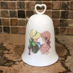 Precious Moments Bell - Friendship Hits the Spot
